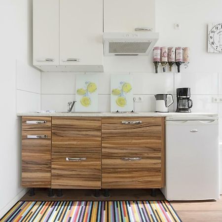 Studio Apartment Niemetzstr 51 Berlin Kültér fotó