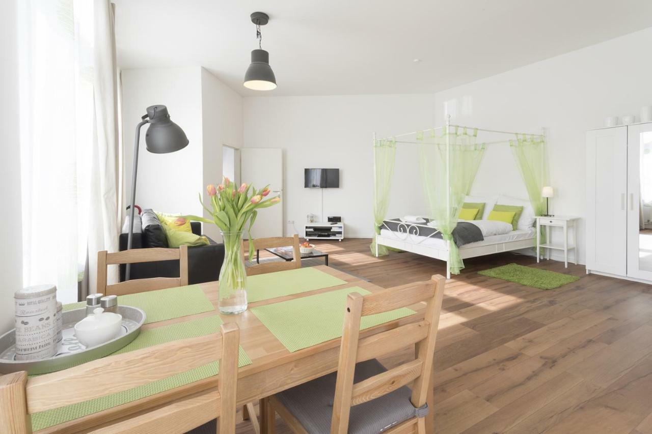 Studio Apartment Niemetzstr 51 Berlin Kültér fotó